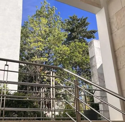 Condesa Amsterdam 304 Inviting 1 Bed, 1 Bath Located On Picturesque Amsterdam Avenue Holiday home *